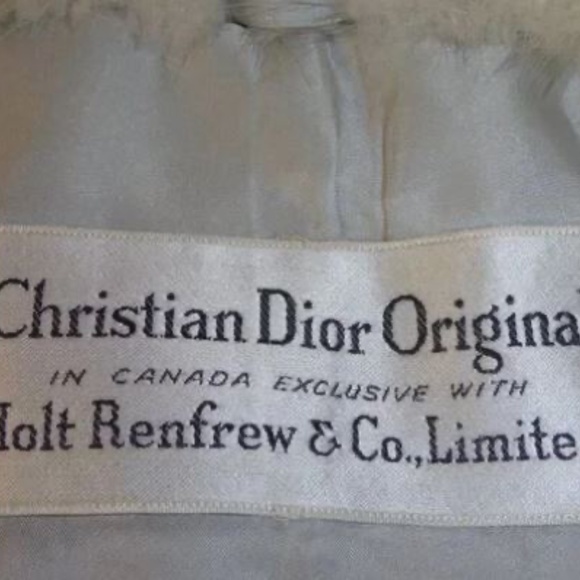 Christian Dior Original Vintage Blonde Mink Fur Wrap -  Holt Renfrew - Stunning - Picture 2 of 15